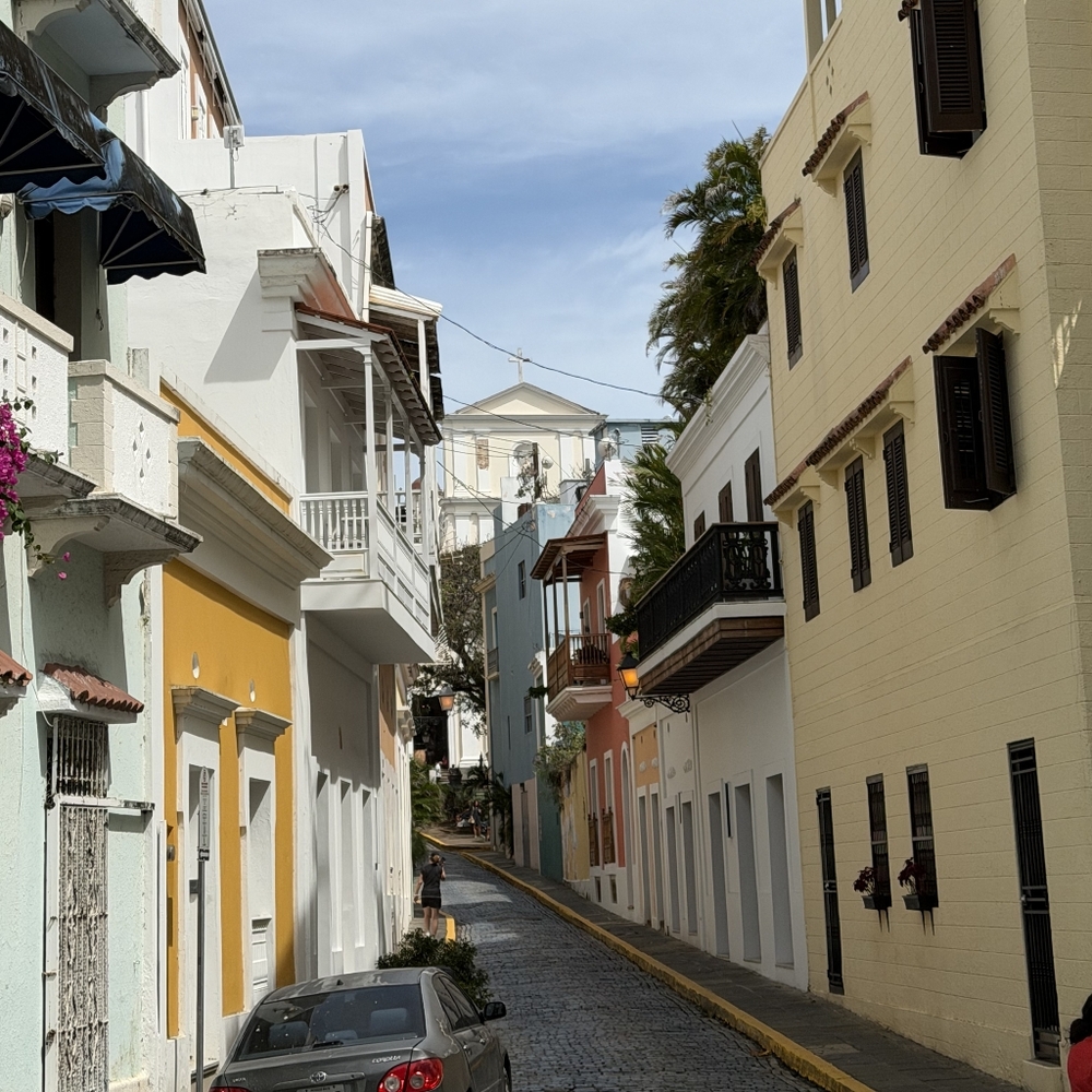 Meet your Posher, Linna